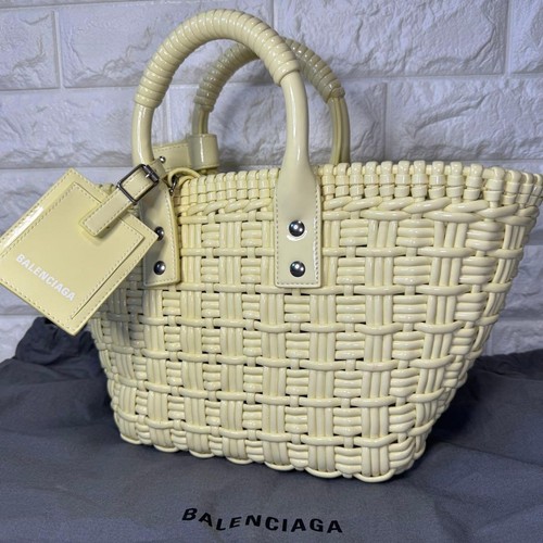 Excellent balenciaga bistro - excellent,